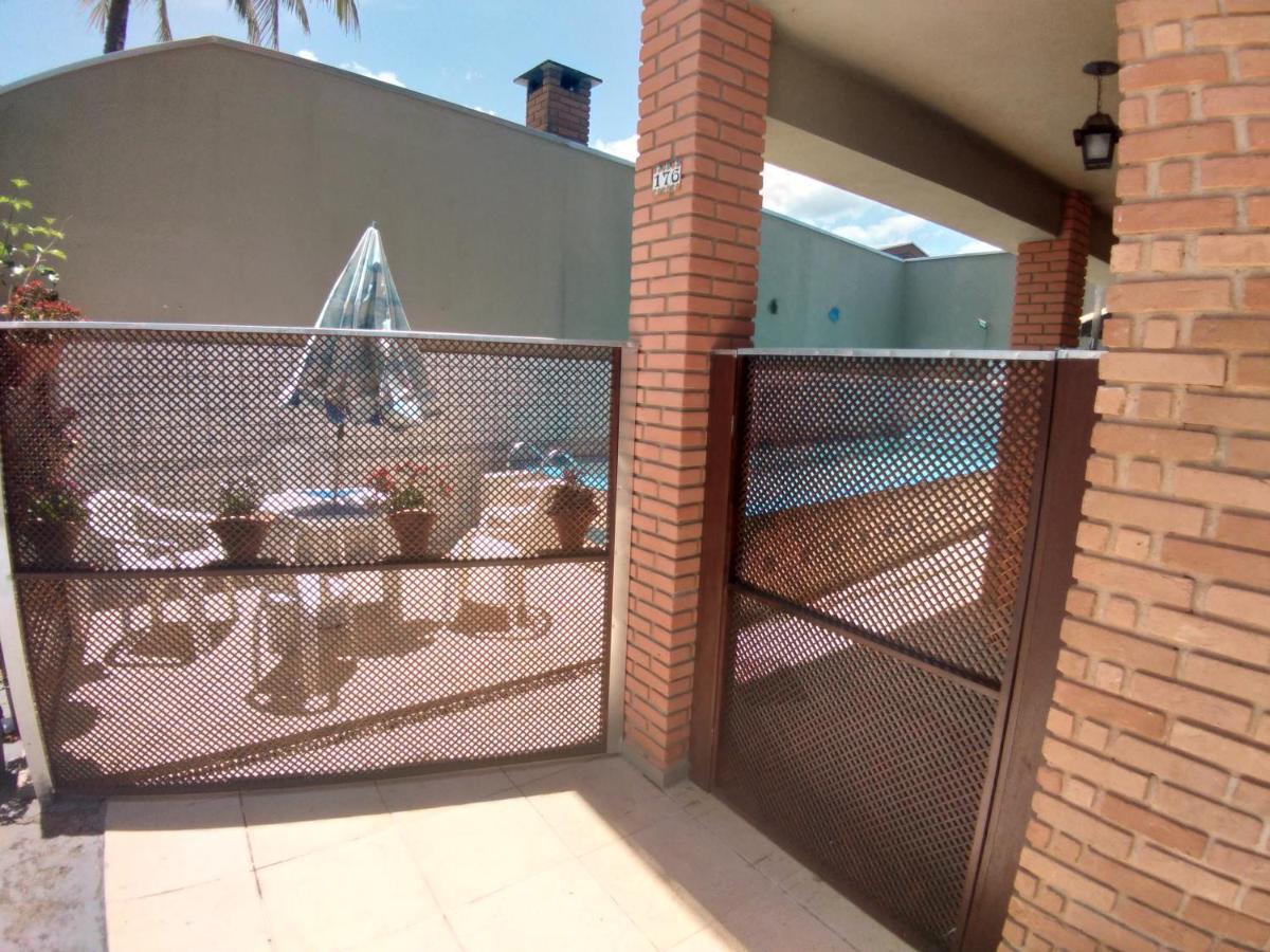Sobrado Com Piscina Em Condomino Fechado A 150 M Da Praia Caraguatatuba Exterior photo